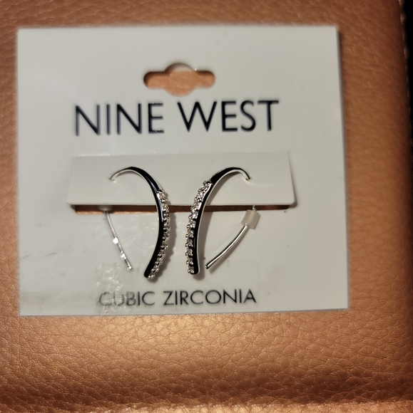 Nine West Dangle Earrings - Picture 1 of 4